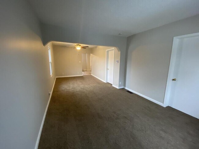 Building Photo - 10411 Jasper Avenue #Up