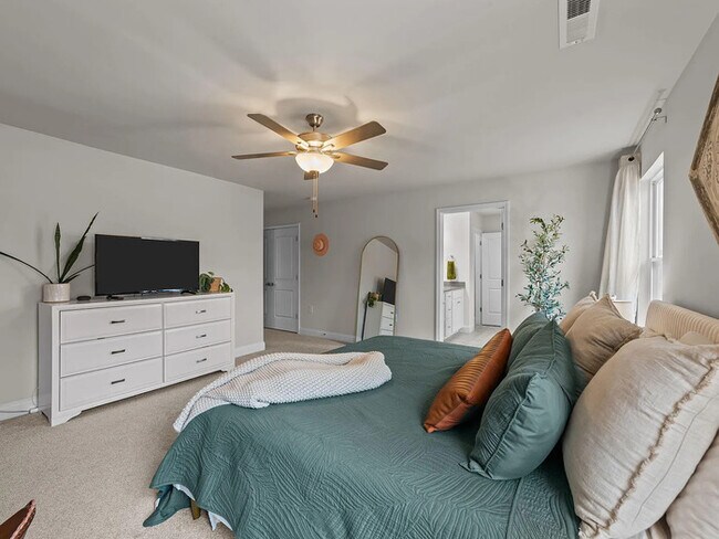 Building Photo - Earn Wealth While Leasing – Like a Homeowner – Lease to Own