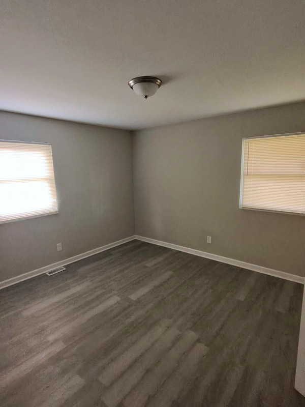 Building Photo - 815 Norwood Dr