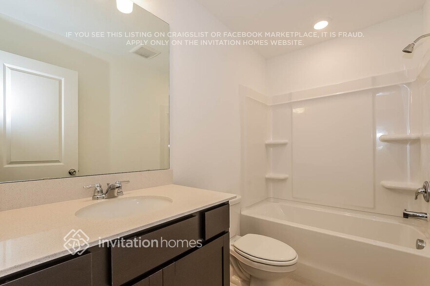 Building Photo - 5793 Sagebrush Aly