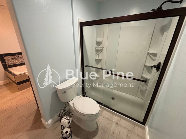 Building Photo - 5181 Ryanne Way