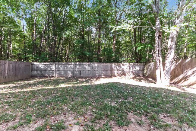 Building Photo - 11109 Meadow Chase Ct