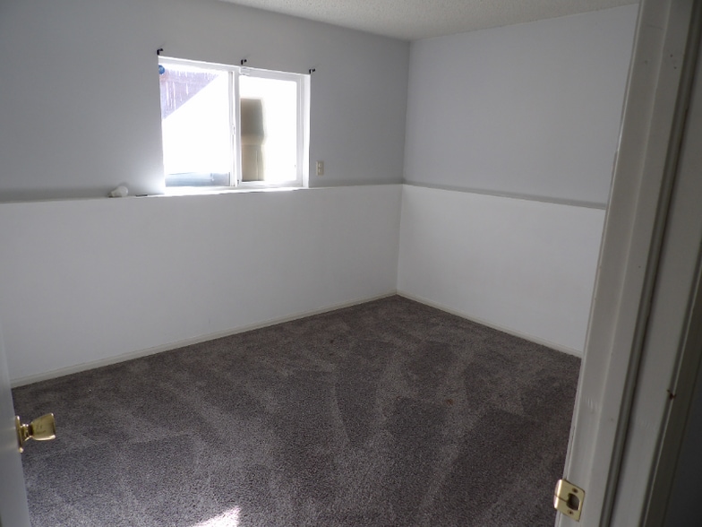 Building Photo - 4702 Witches Hollow Ln