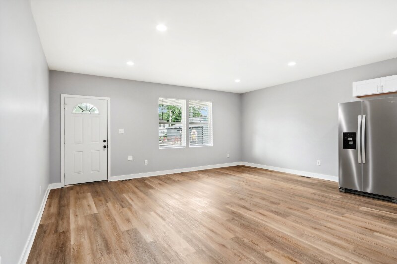 Building Photo - 2752 Guilford Ave