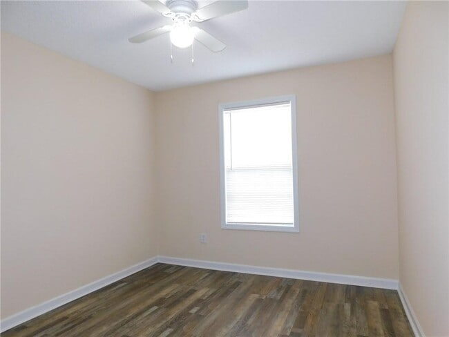 Building Photo - 13 Vista Ct