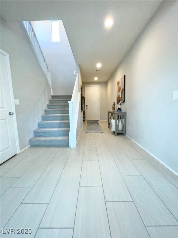 Building Photo - 625 Loyalty Ct