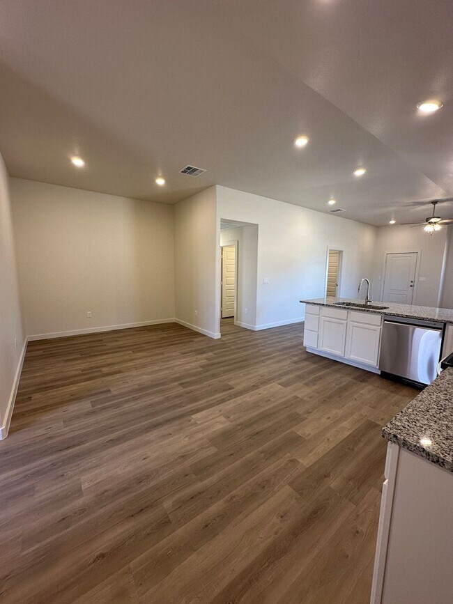 Building Photo - New Construction 3 bed home