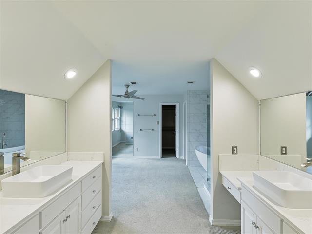 Building Photo - 2141 Ironside Dr
