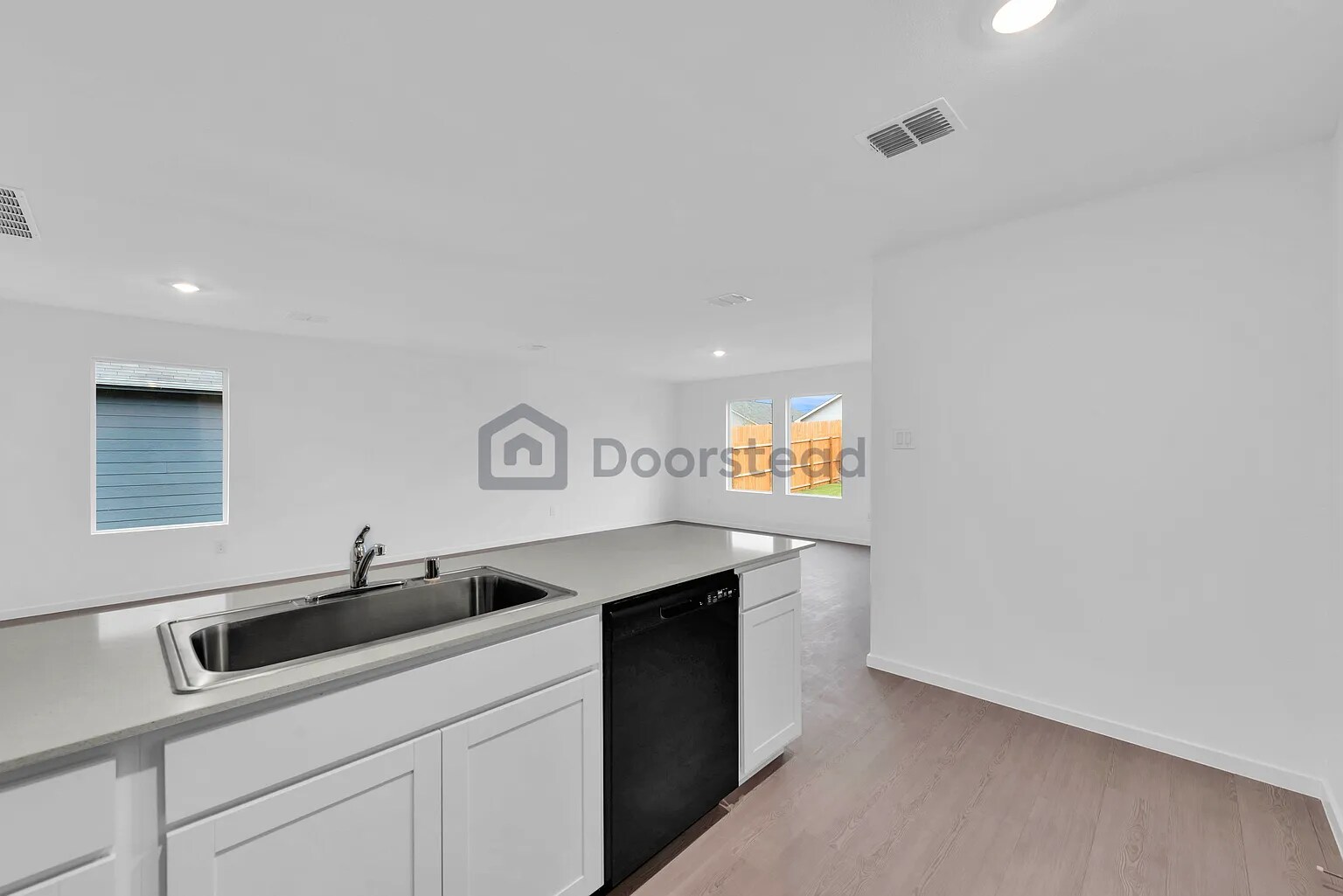 Building Photo - 3012 Yellow Pine Ave