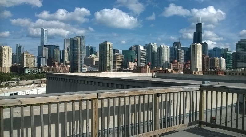 Building Photo - 680 N Green St