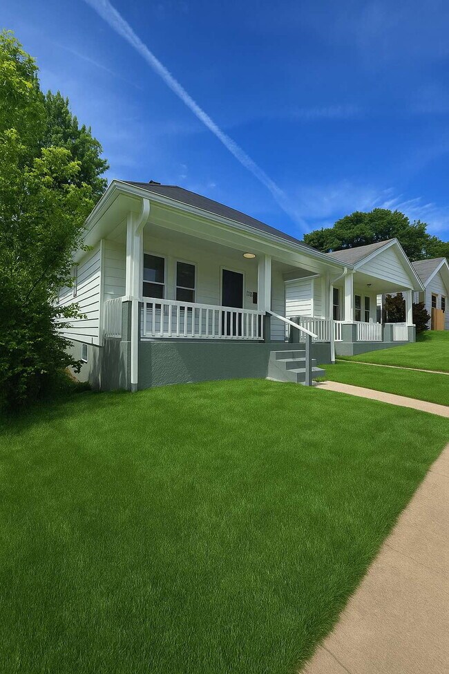 Building Photo - 1135 Canaan Ave