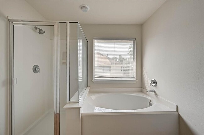 Building Photo - 22 Wickerdale Pl