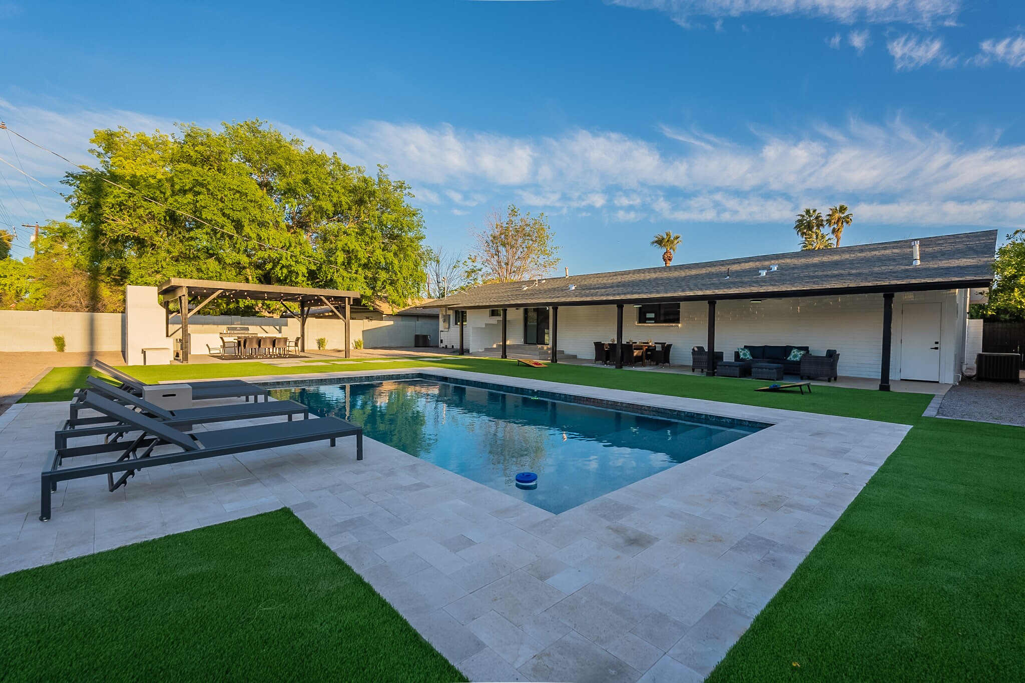 Pool - 126 E Palmcroft Dr