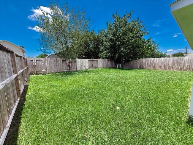 Building Photo - 1218 Goodnight Trail