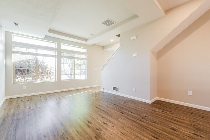 Building Photo - 17900 East 106th Avenue