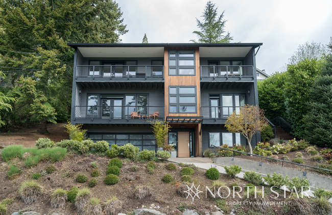 Building Photo - Stunning Modern Luxury in Southwest Hills