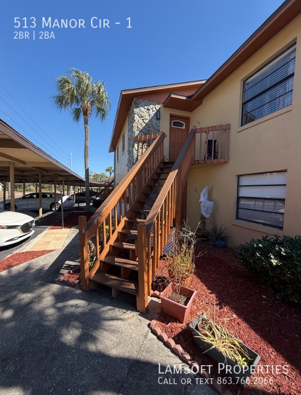 Building Photo - 513 Manor Cir