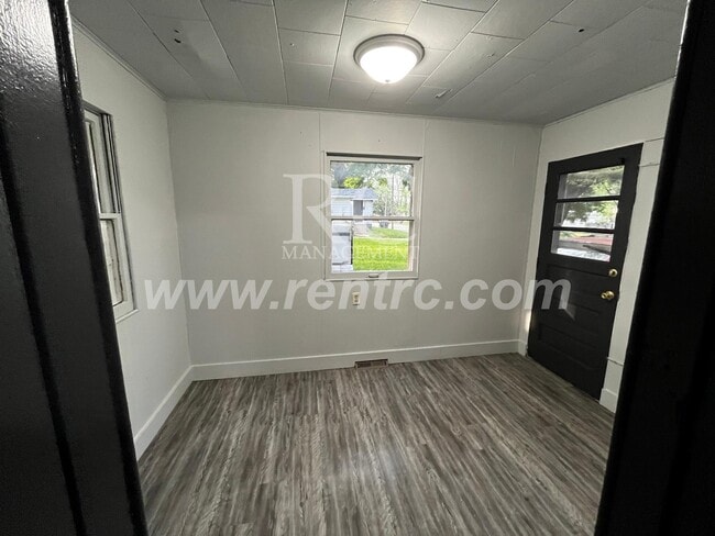 Building Photo - 218 Tennessee-