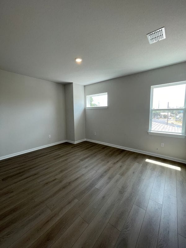 Building Photo - 4701 Wally Ave