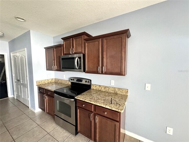 Building Photo - 2120 Song Sparrow Ct