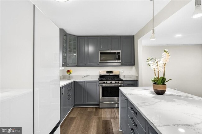 Building Photo - 9518 Miranda Ct