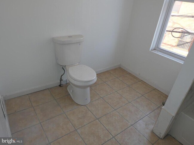 Building Photo - 4033 Filbert St