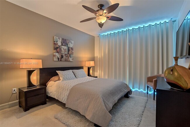 Building Photo - 3535 S Ocean Dr