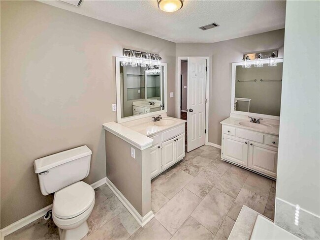 Building Photo - 6403 Ivey Terrace Dr SE