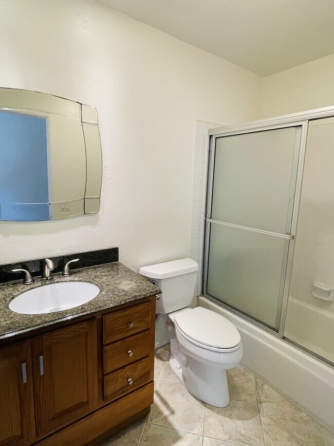 Building Photo - 7076 Park Mesa Way