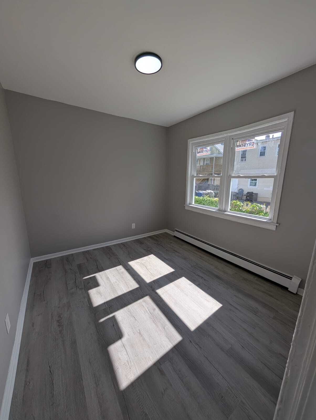 Building Photo - 317 Watson Ave