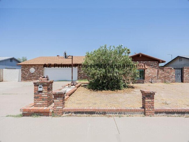 Building Photo - 1634 W Sack Dr