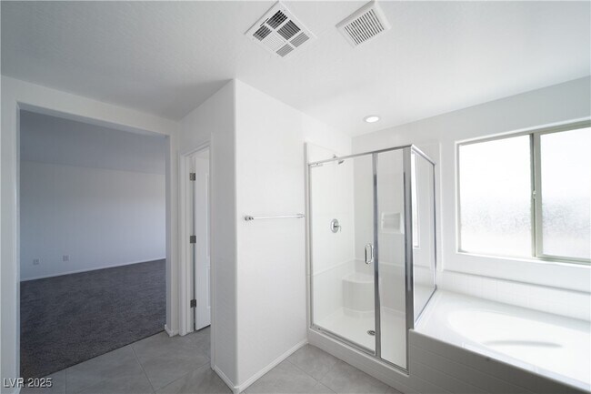 Building Photo - 5421 Scotch Cap Dr