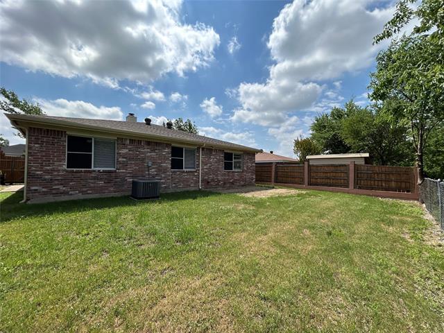 Building Photo - 6425 Riverwater Trail