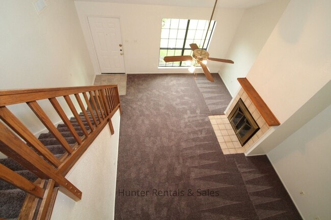 Building Photo - Two-Story Dream!