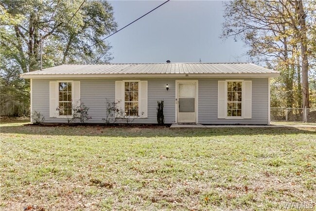 Primary Photo - Nice 3 Bed 1.5 Bath Available Now! Call To...