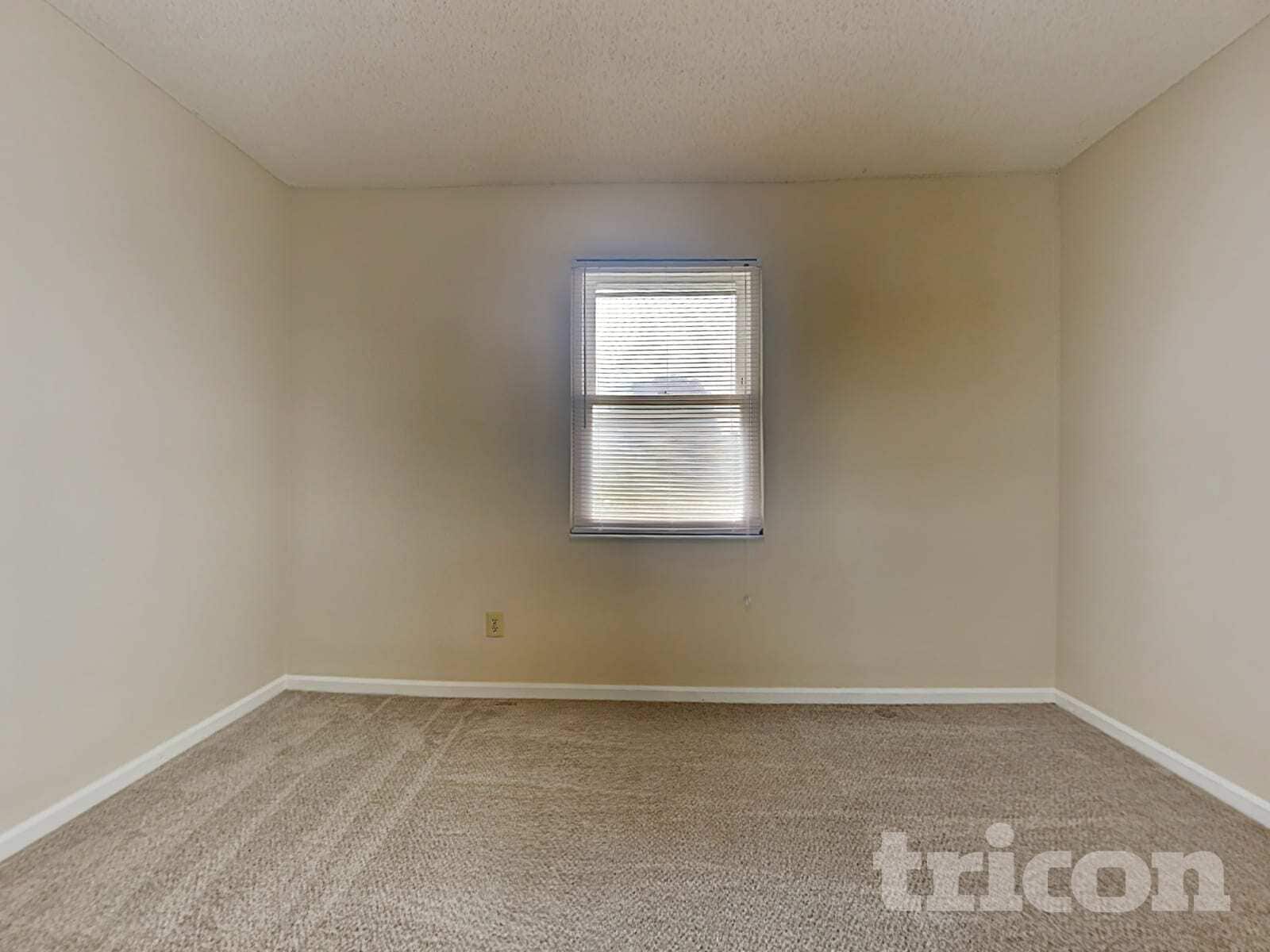 Building Photo - 7548 Allspice Cir S