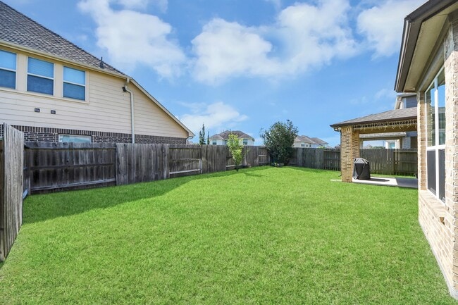 Building Photo - 2707 Brighton Willow Way