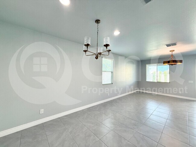 Building Photo - 35231 N Braeden Dr