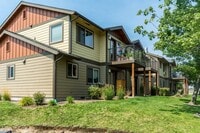 Building Photo - 950 SW Madison St