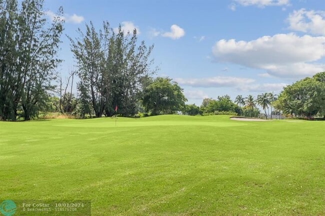 Building Photo - 3000 S Course Dr