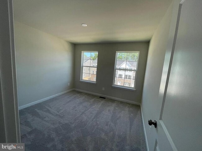 Building Photo - 2244 Barhill Wy