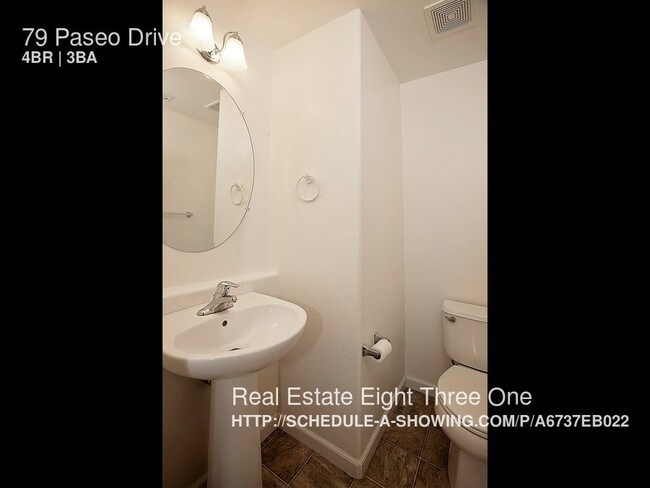 Building Photo - 79 Paseo Dr