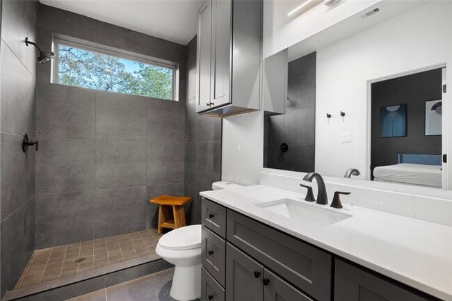 Building Photo - 13938 Bee Flower Ln