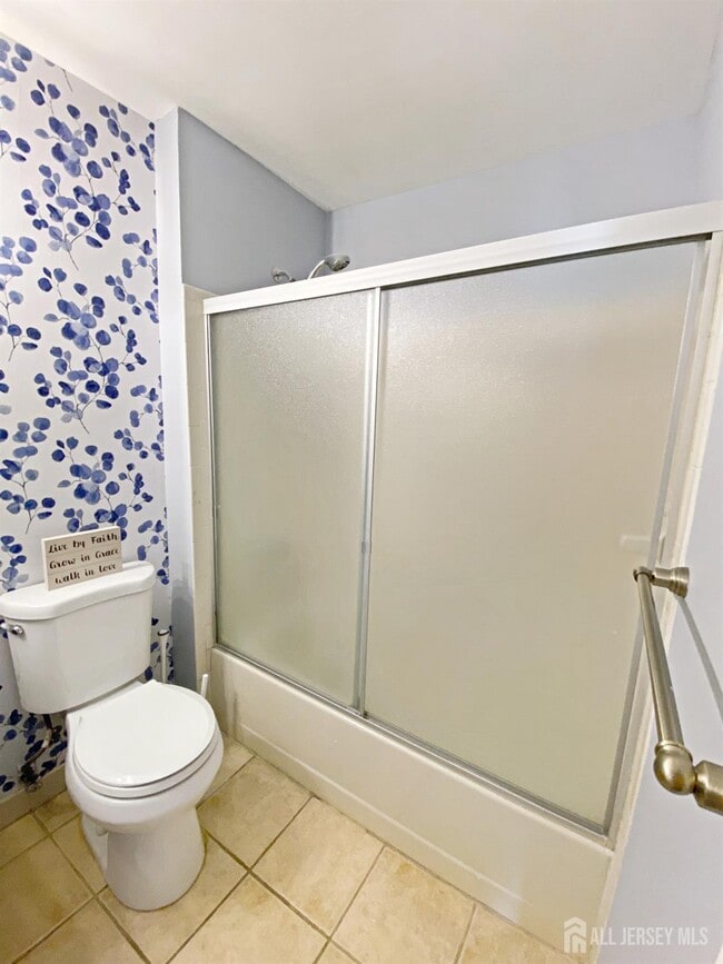 Building Photo - 5062 Beech Ct