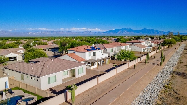 Building Photo - 14976 S Camino Rio Puerco
