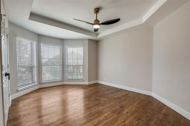 Building Photo - 614 Sumner Dr