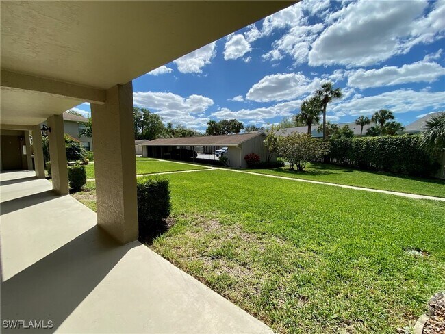 Building Photo - 145 Cypress Way E