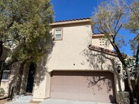Building Photo - ?Charming 3-bedroom Home!