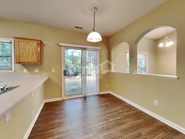 Building Photo - 1003 Pine Acres Ct