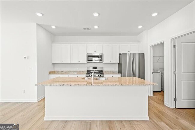 Building Photo - 1588 Hay Patch Ln